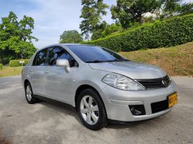 NISSAN TiiDA PREMIUM 1.8cc- 2010