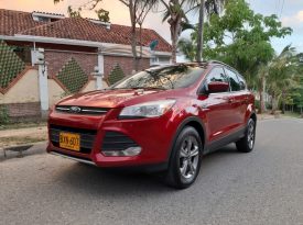 FORD ESCAPE 4×4 FULL EQUIPO – 2014