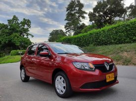 RENAULT SANDERO CON A.A. – 2.017