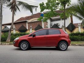 Fiat Punto versión full Essence 1.6cc – 2015