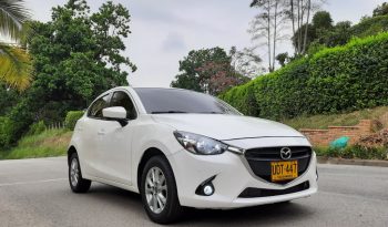 Mazda 2 Touring Automático – 2016 lleno