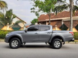 Mitsubishi L-200 Sportero Automática