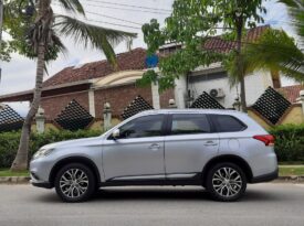 Mitsubishi Outlander nueva versión “Kaiteki” 4×2 Aut