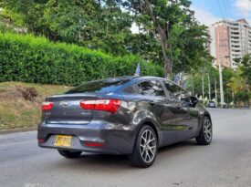 Kia Rio R Sedán Mec – 2017