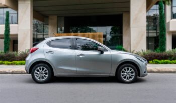 Mazda 2 Touring HB Mecánico – 2016 lleno