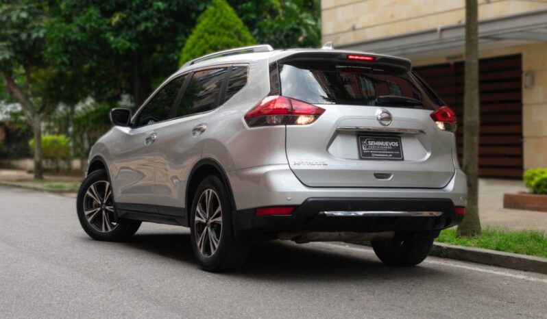 Nissan X-trail 7P Advance 4×2 -2022 lleno