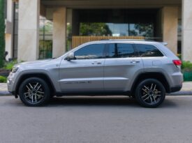 Jeep Grand Cherokee 4×4 Laredo – 2020