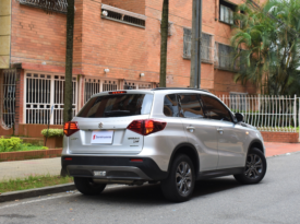 Suzuki Vitara Live All Grip 4×4 Automática – 2022