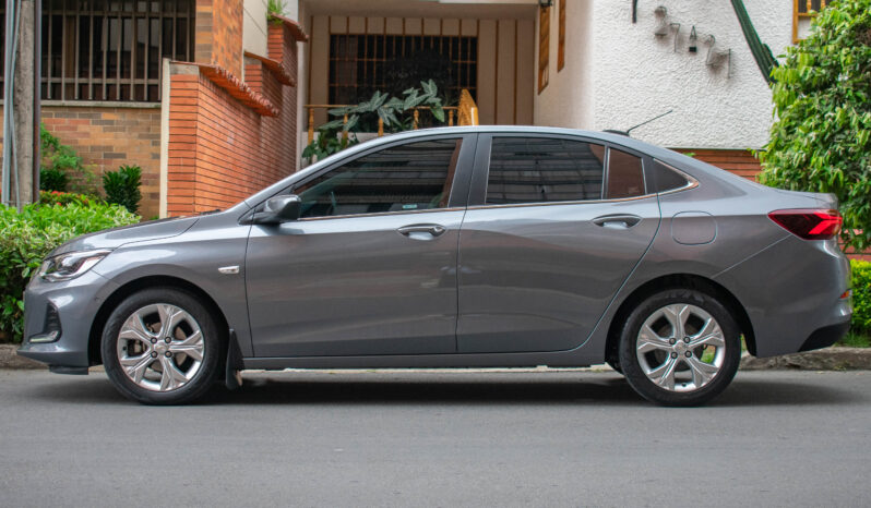 Chevrolet Onix Turbo Premier AT Sedán – 2021 lleno